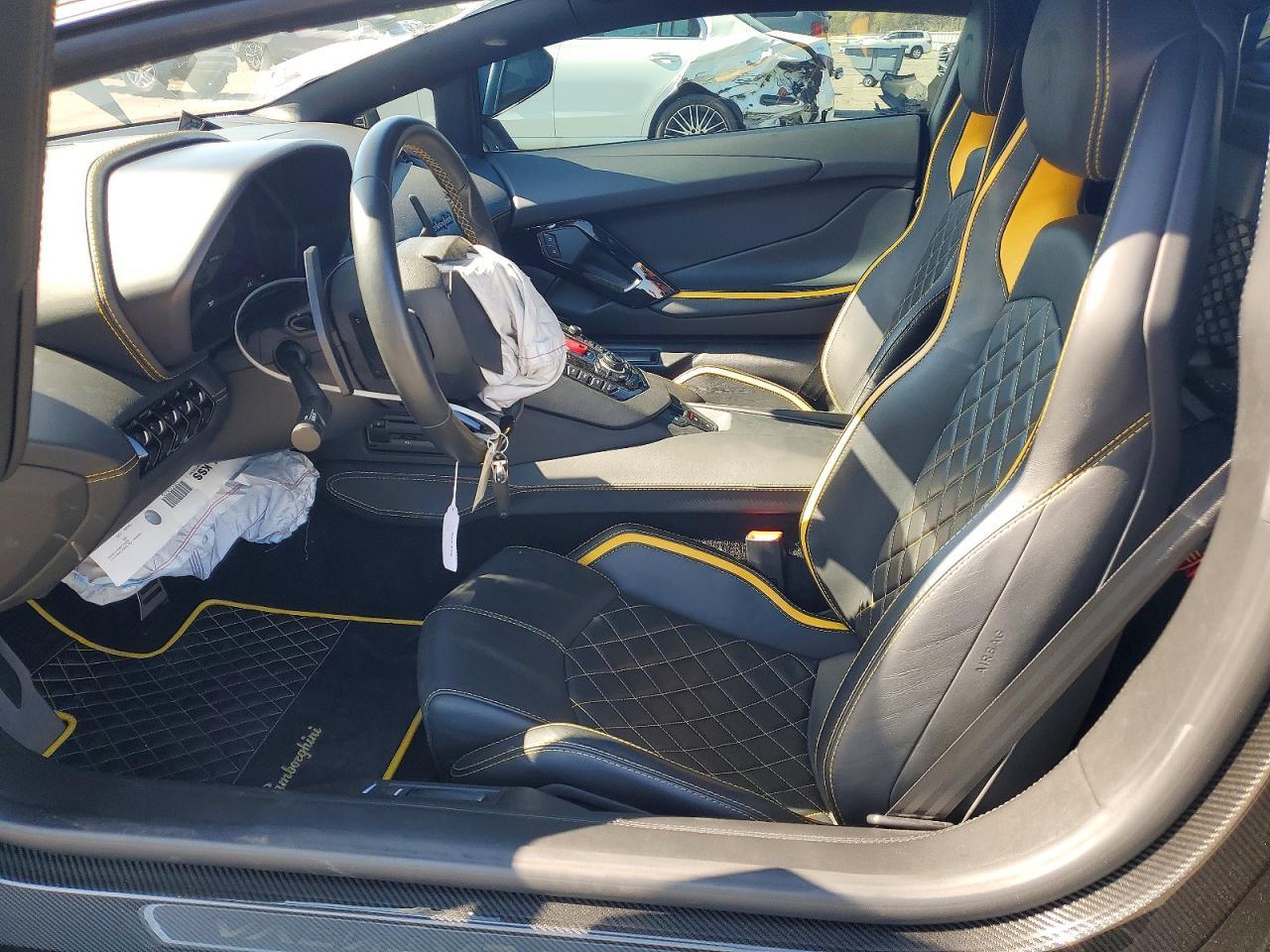 2018 Lamborghini Aventador S - Фото 7