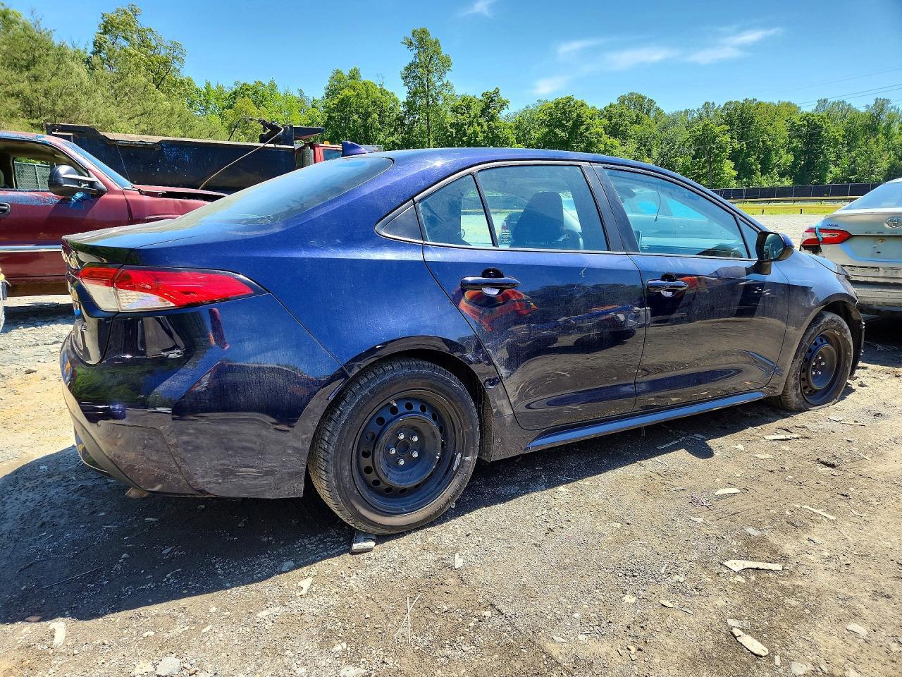 2021 Toyota Corolla Le - Фото 3