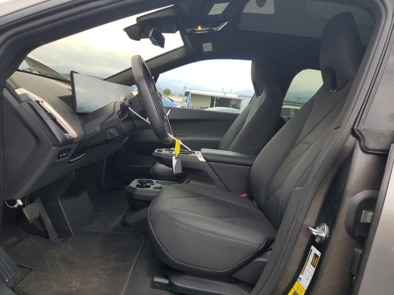 2024 BMW Ix xDrive50 - Фото 7