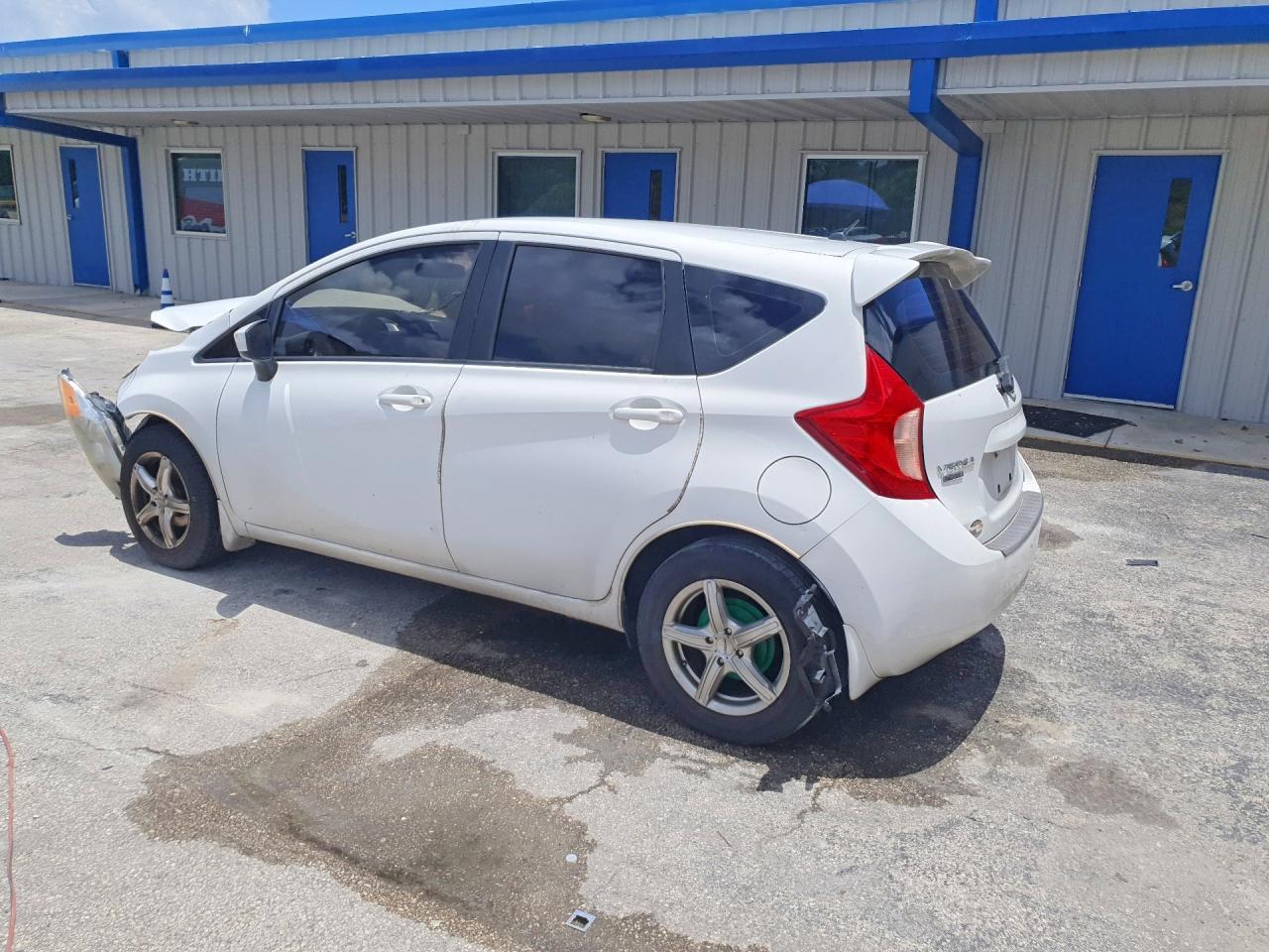 2015 Nissan Versa Note S Plus - Фото 2
