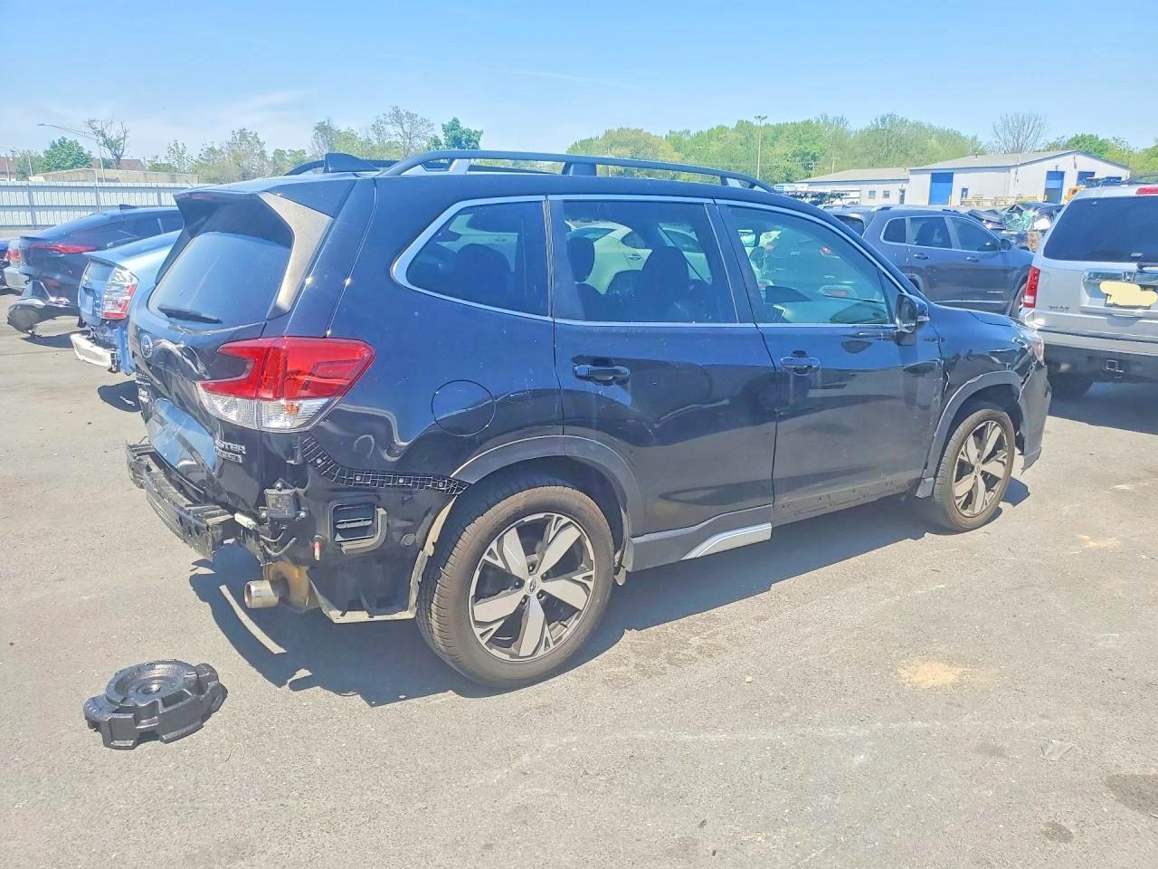 2020 Subaru Forester Touring - Image 3