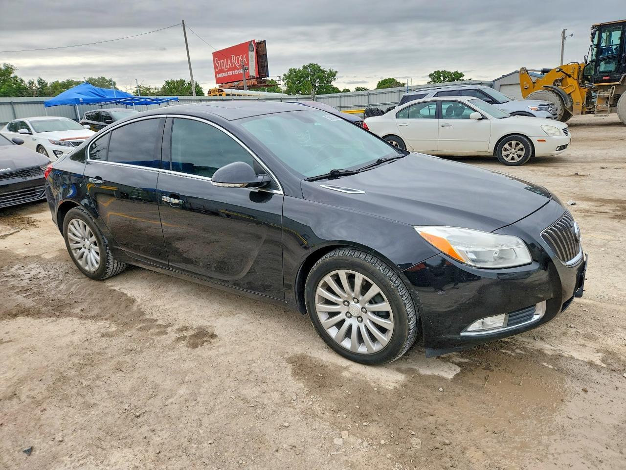 2013 Buick Regal Premium - Image 4