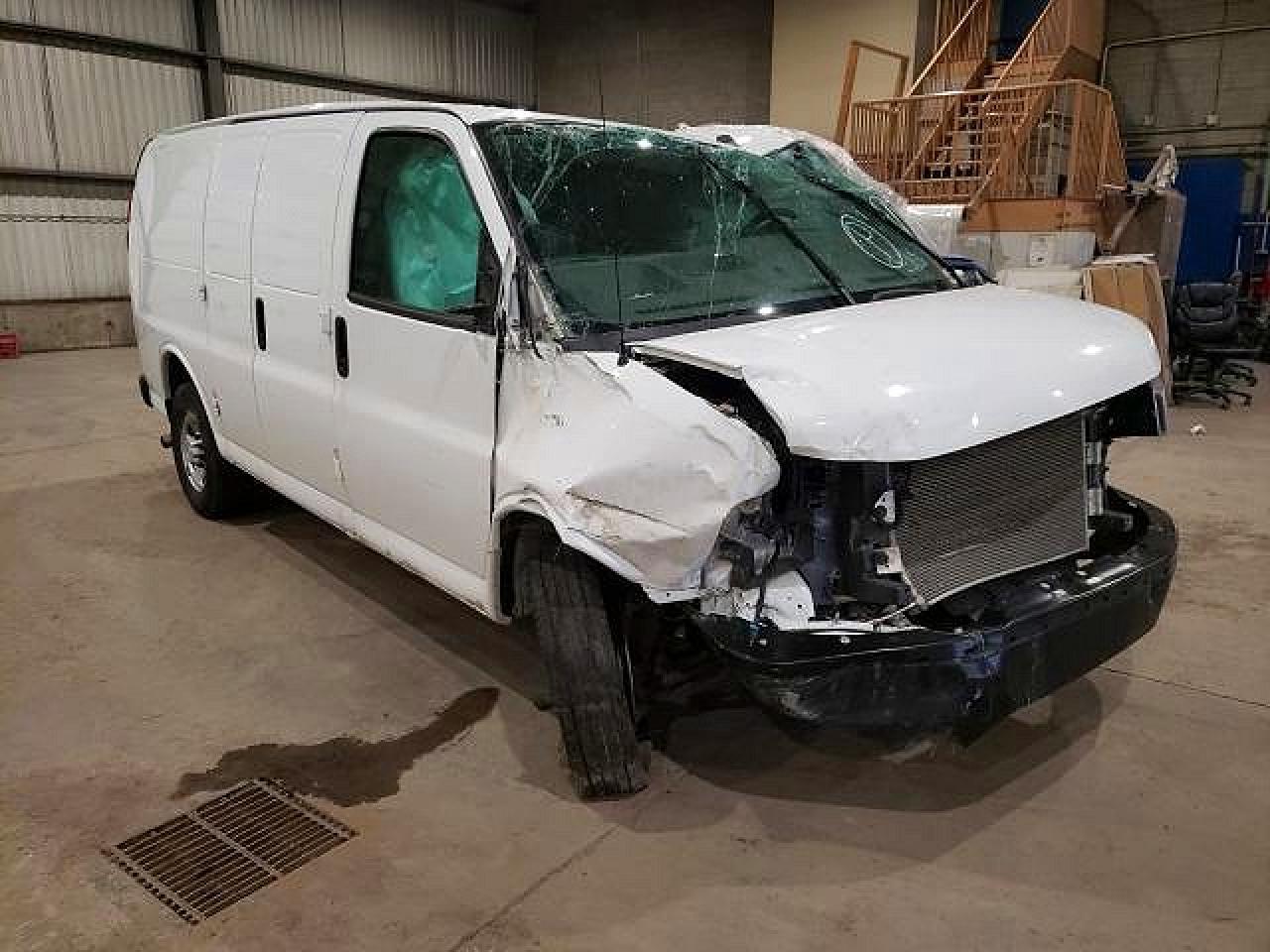 2020 Chevrolet Express G2500 - Фото 4