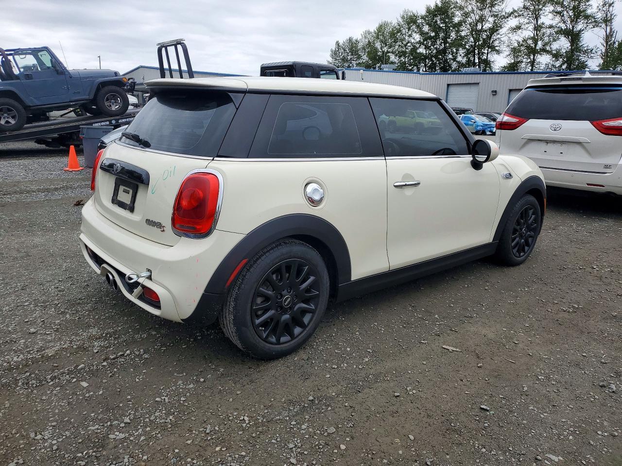 2015 Mini Cooper S - Image 3