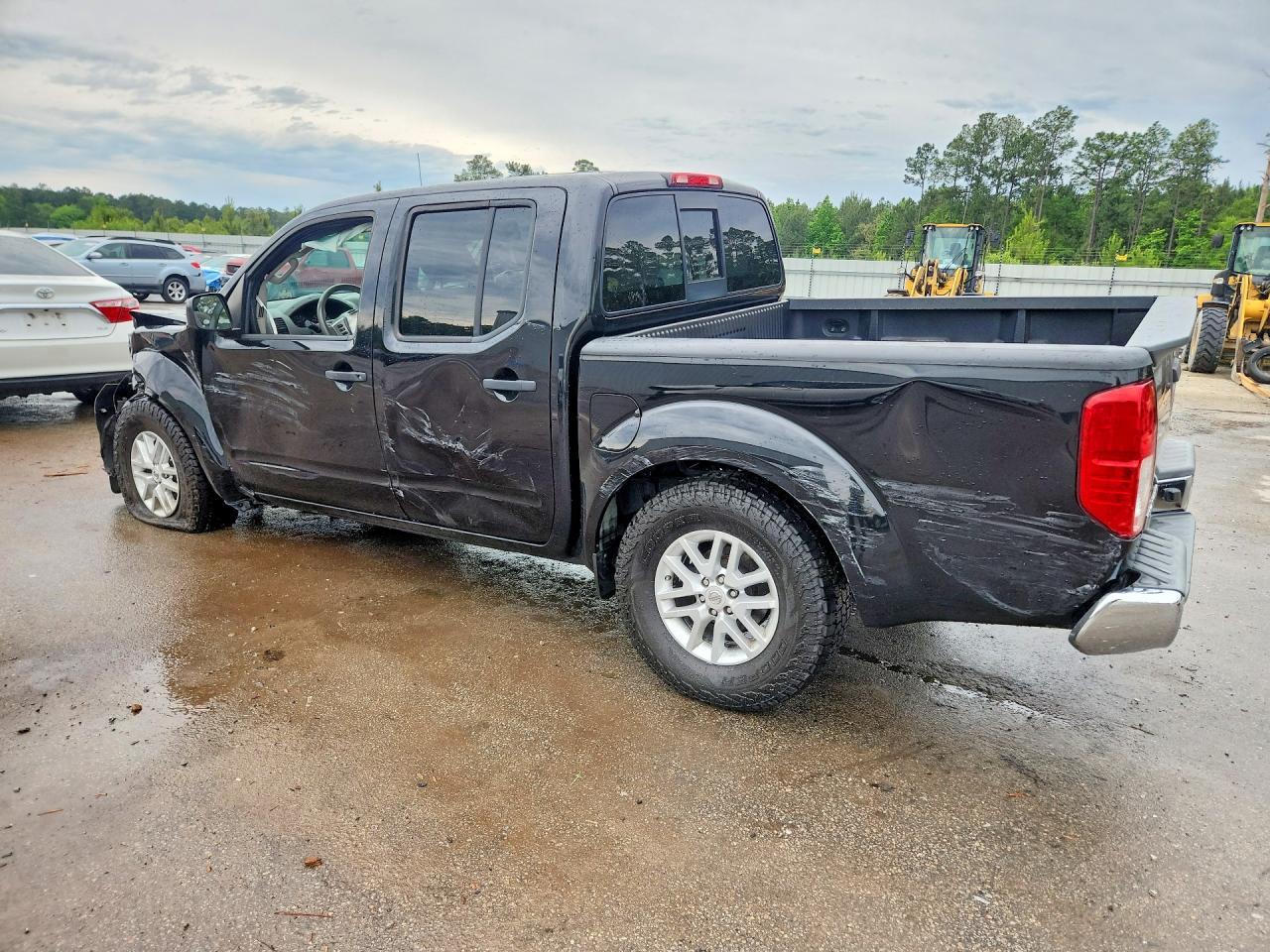 2016 Nissan Frontier Sv - Image 2