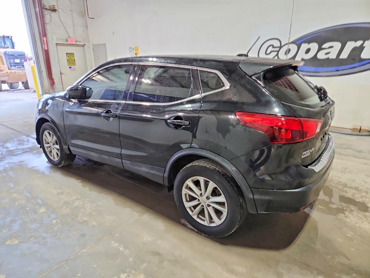 2018 Nissan Rogue Sport S - Фото 2