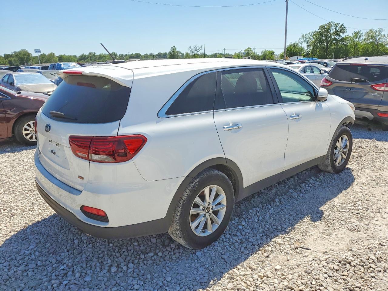 2019 Kia Sorento Lx - Фото 3