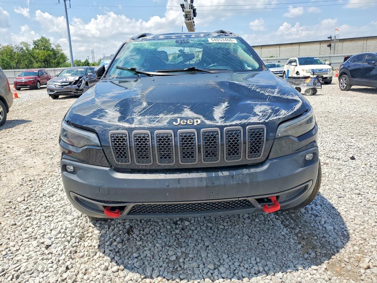 2019 Jeep Cherokee Trailhawk - Image 5