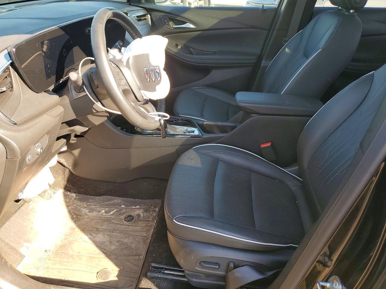 2024 Buick Encore Gx Avenir - Image 7
