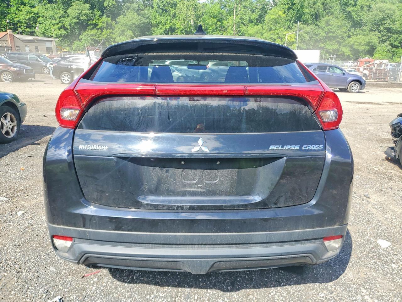 2019 Mitsubishi Eclipse Cross Le - Image 6
