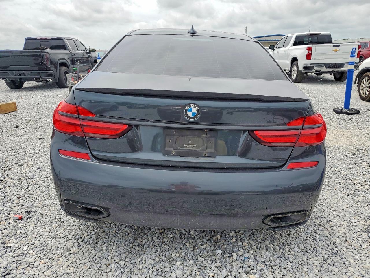 2019 BMW 740 I - Фото 6