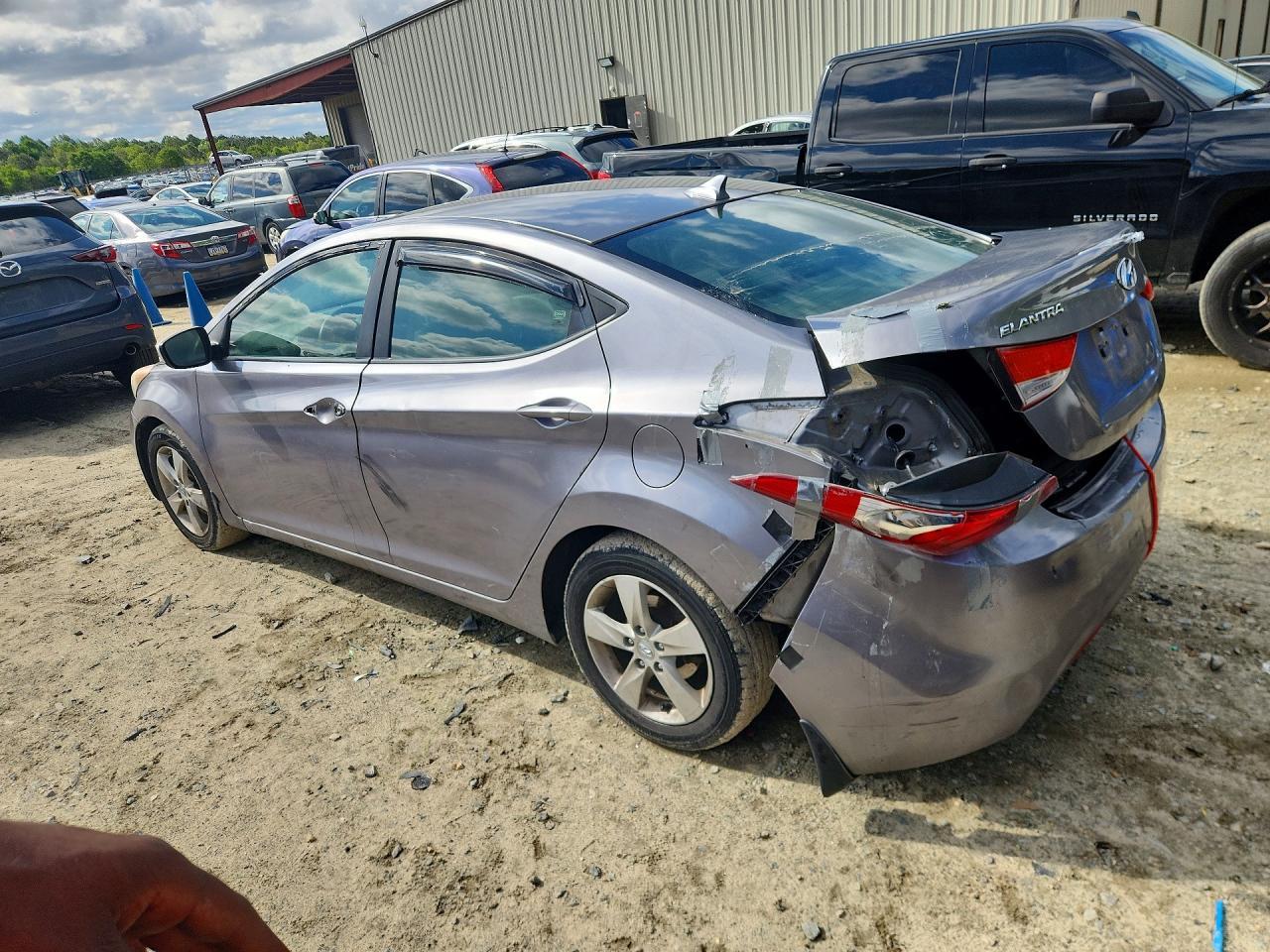 2013 Hyun Elantra - Image 2