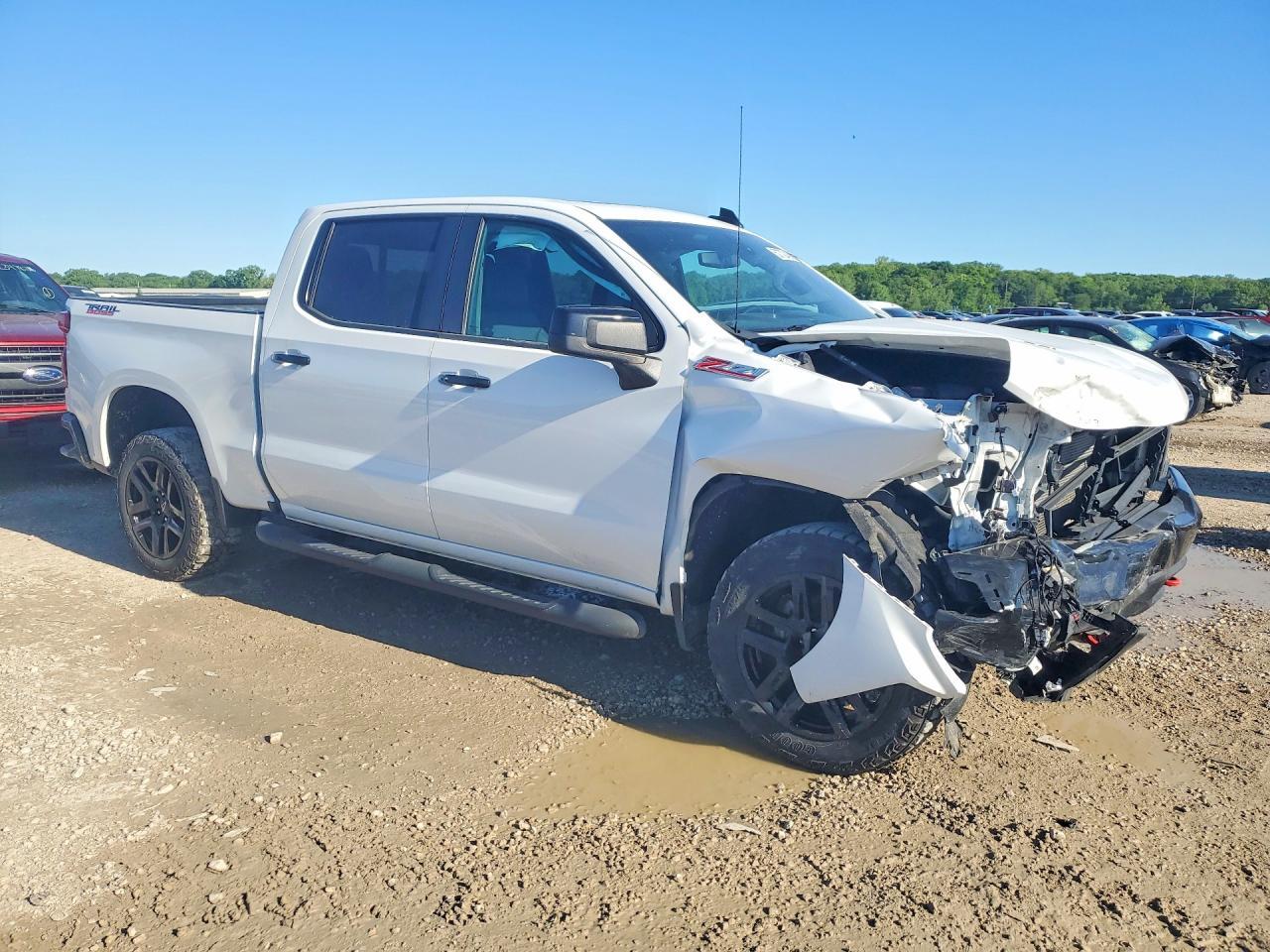 2021 Chevrolet Silverado K1500 Lt Trail Boss - Image 4