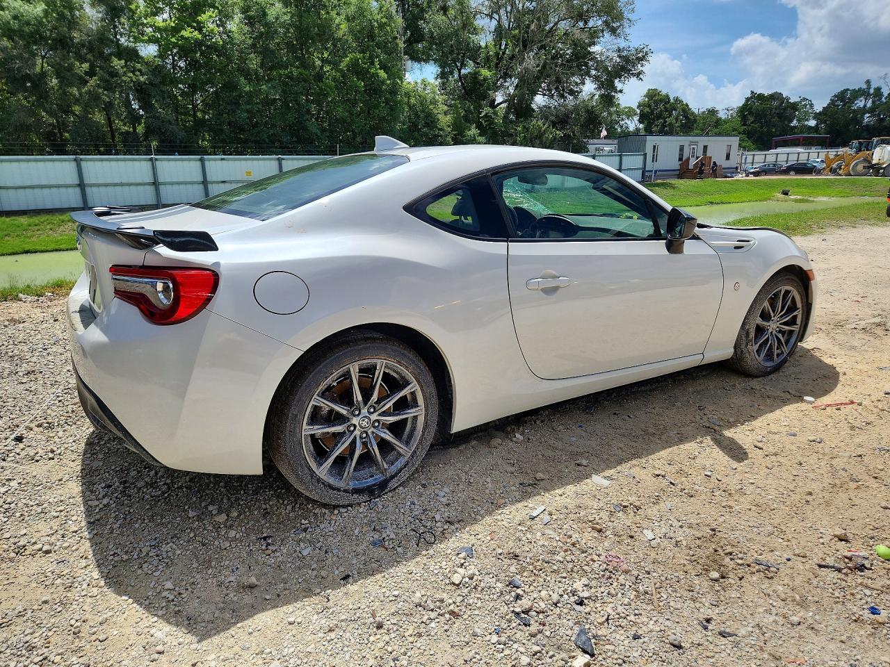 2017 Toyota 86 860 Special Edition - Image 3
