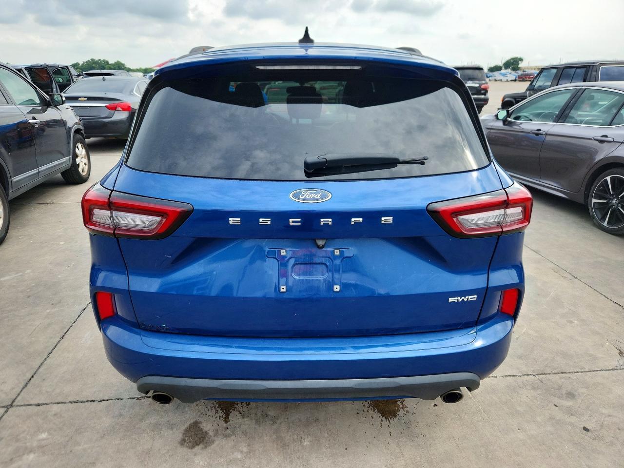2023 Ford Escape St Line - Фото 6