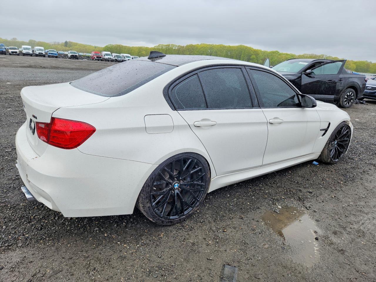 2015 BMW M3 - Image 3