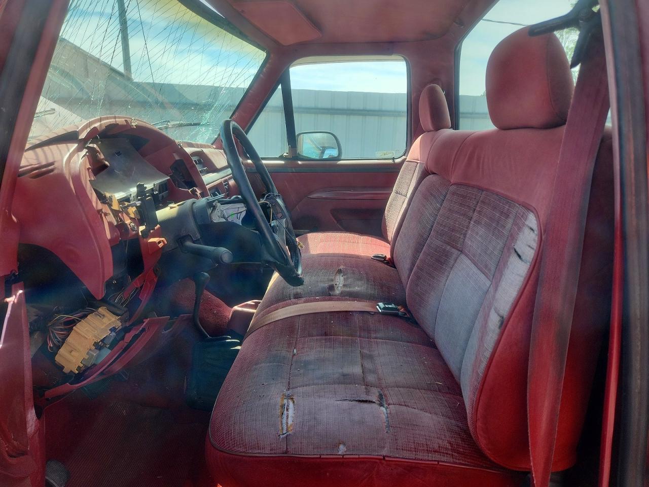 1992 Ford F150 - Image 7