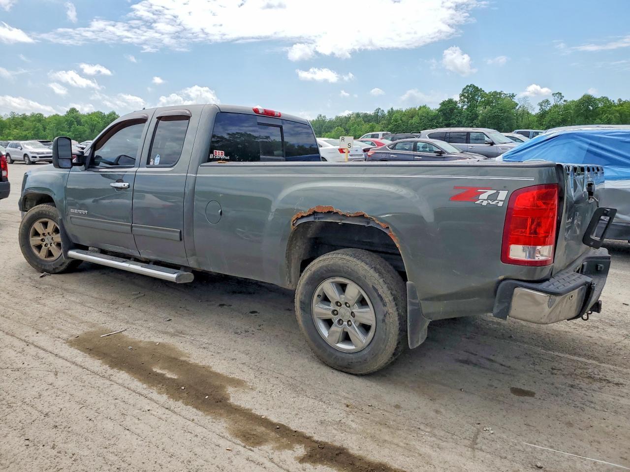 2011 GMC Sierra K1500 Slt - Image 2
