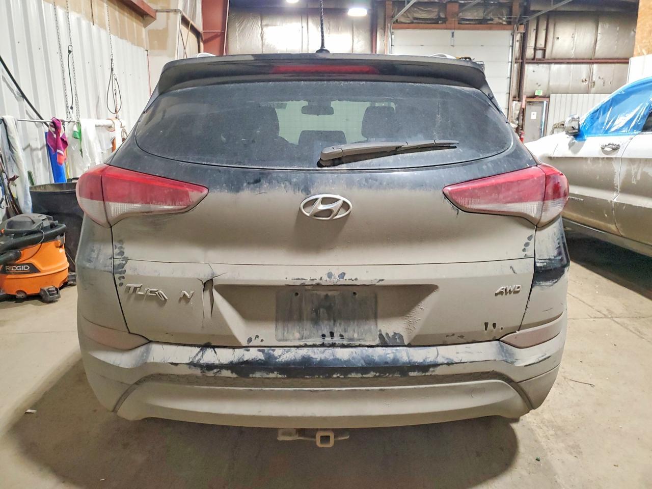 2017 Hyundai Tucson Se - Image 6