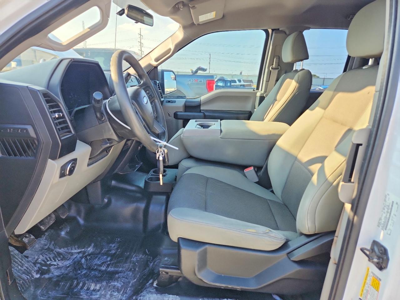 2016 Ford F150 - Фото 7