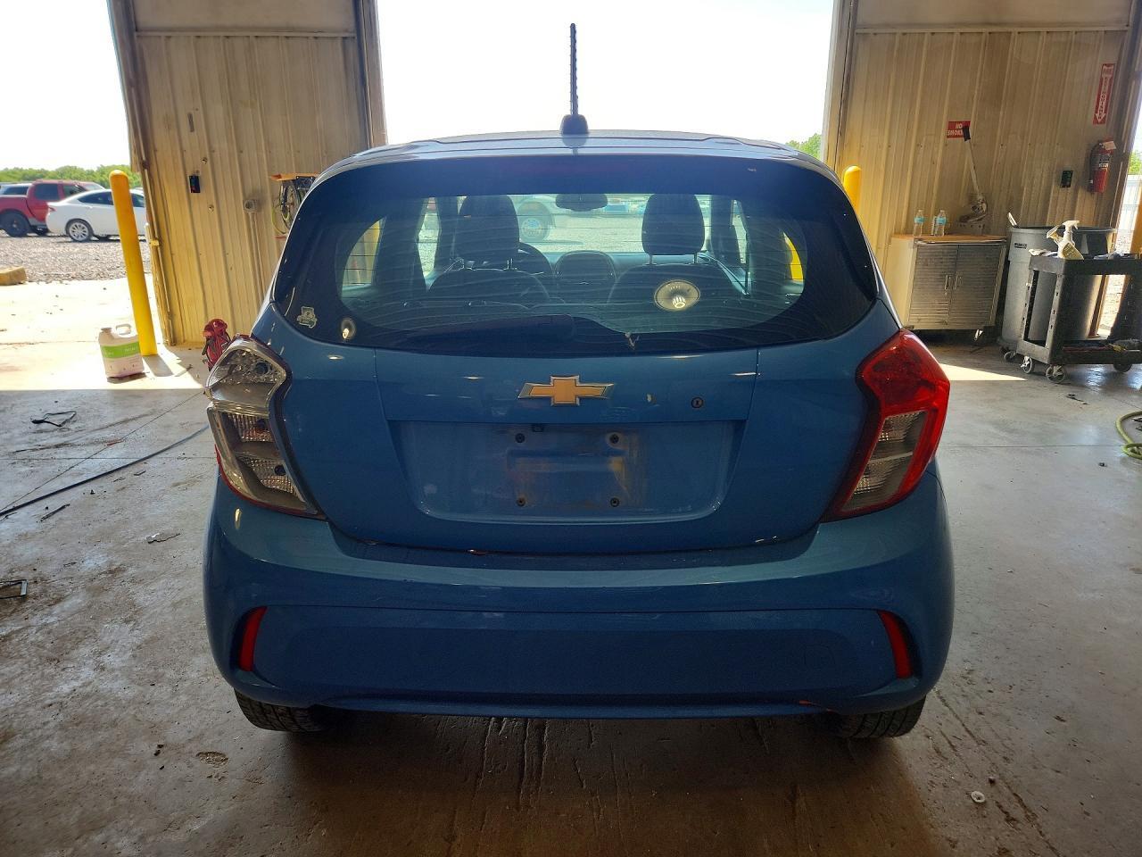 2016 Chevrolet Spark Ls - Фото 6