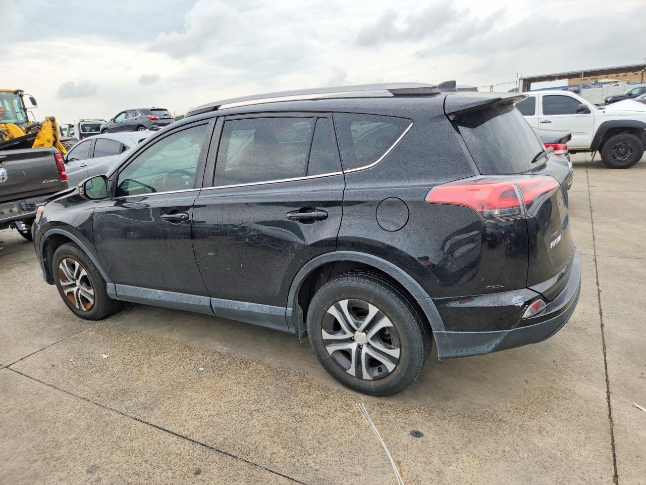 2018 Toyota Rav4 Le - Image 2