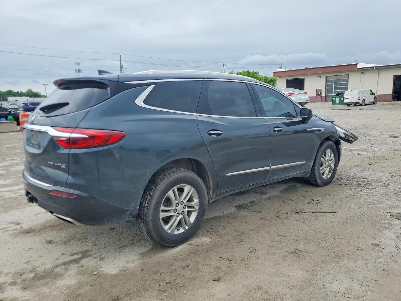 2019 Buick Enclave Essence - Image 3