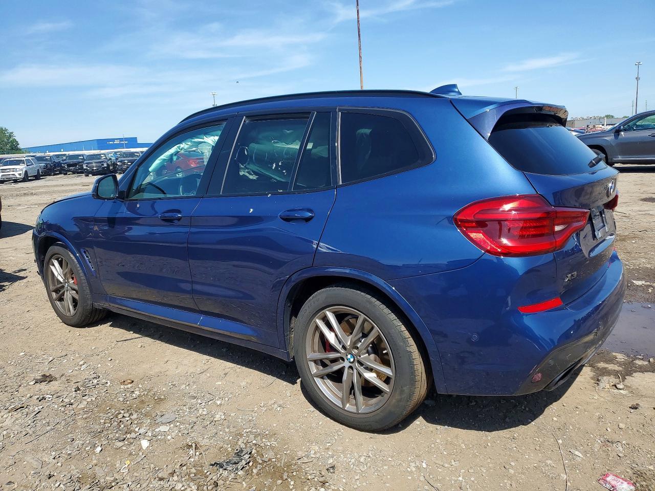 2021 BMW X3 xDrivem40I - Фото 2