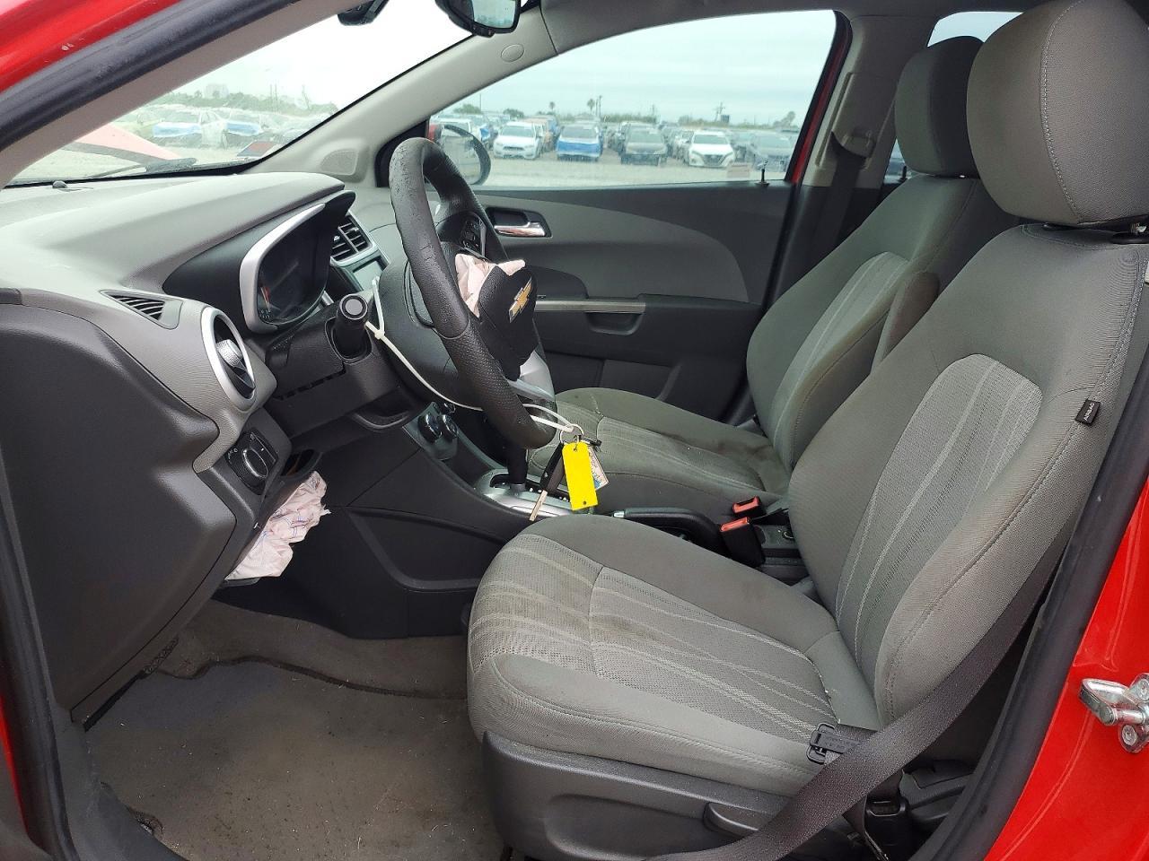 2017 Chevrolet Sonic Lt - Фото 7
