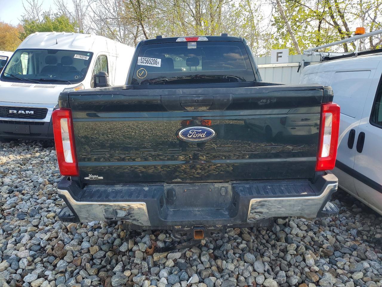 2024 Ford F250 Super Duty - Фото 6