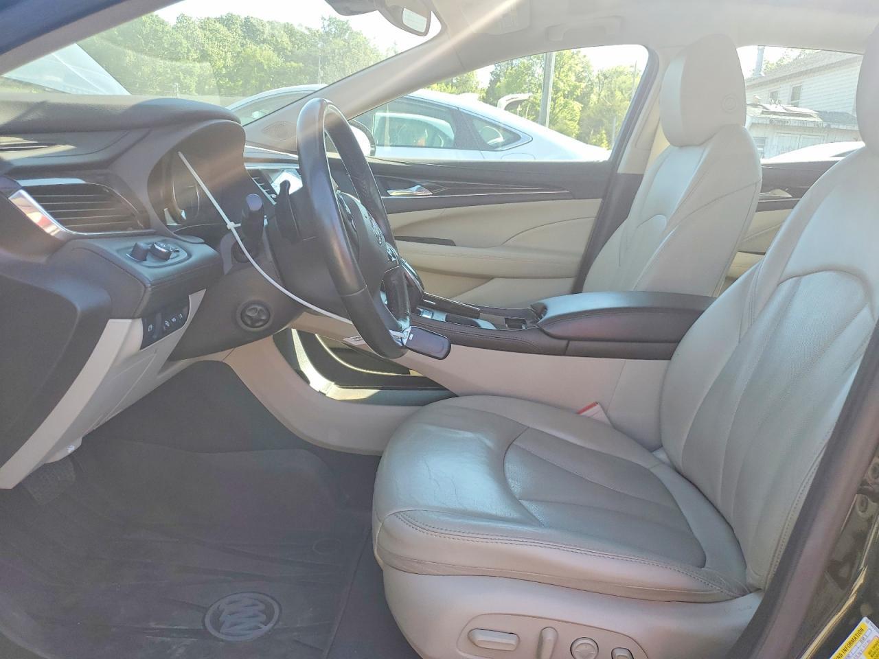2017 Buick Lacrosse Premium - Фото 7