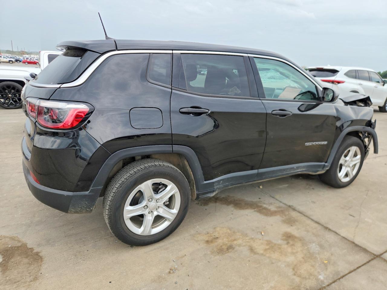 2024 Jeep Compass Sport - Image 3