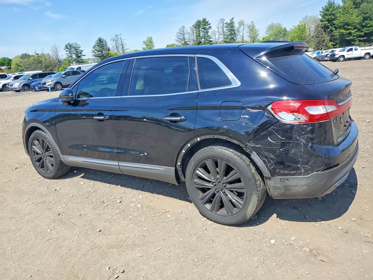 2016 Lincoln Mkx Reserve - Image 2