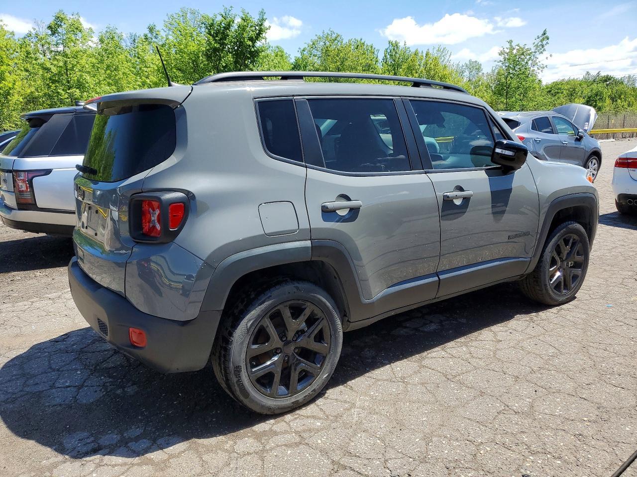 2022 Jeep Renegade Altitude - Фото 3