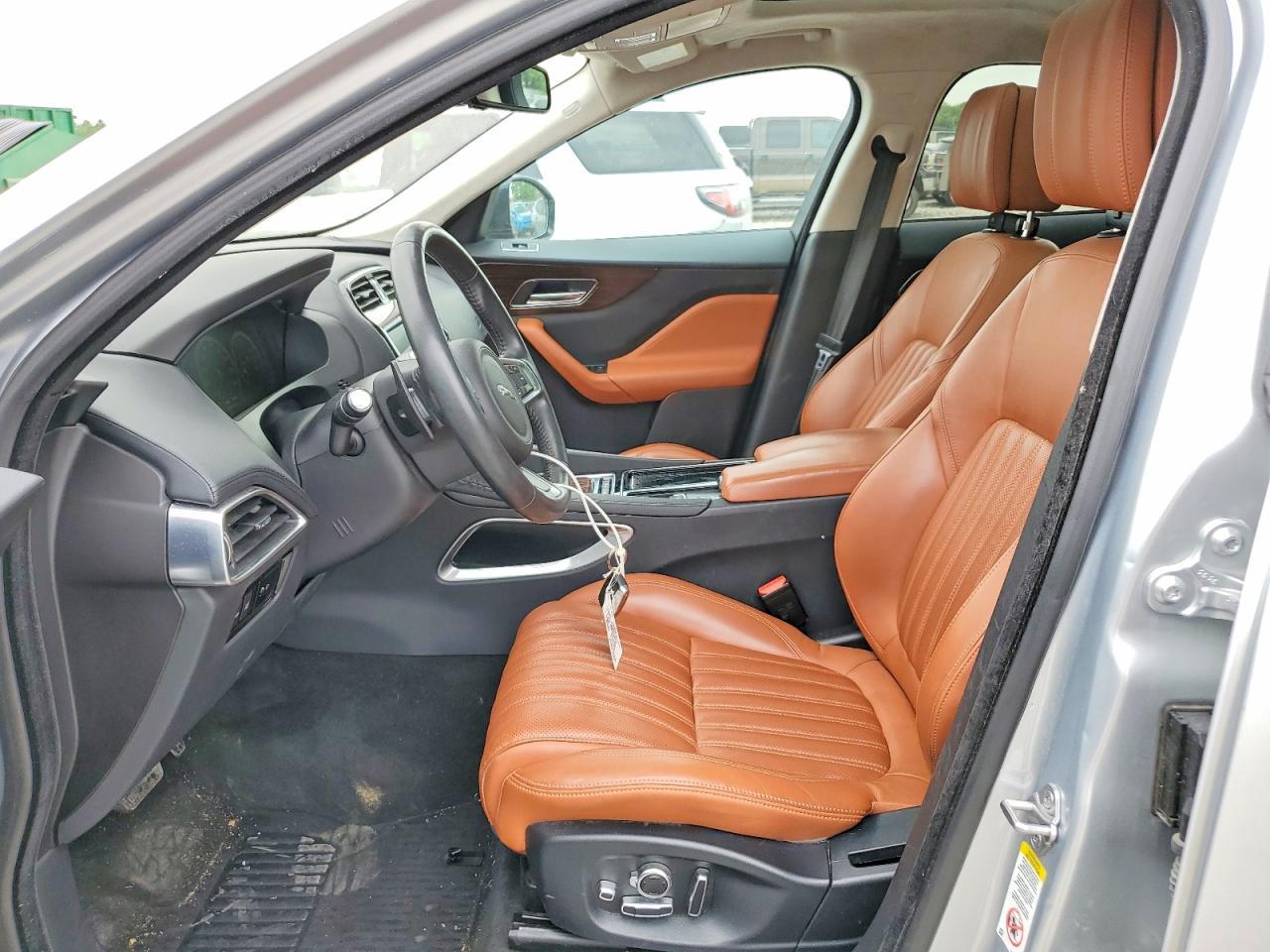 2018 Jaguar F-Pace Portfolio - Image 7