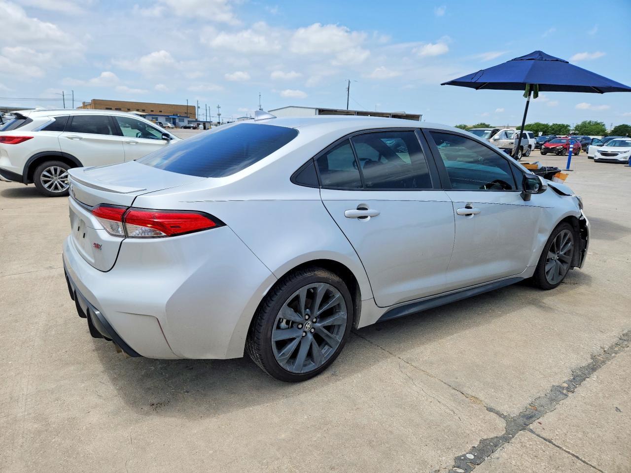 2023 Toyota Corolla Se - Image 3