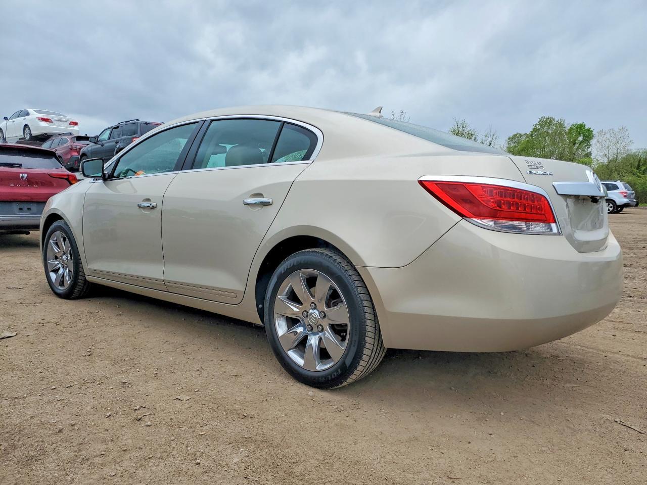 2011 Buick Lacrosse Cxl - Image 2