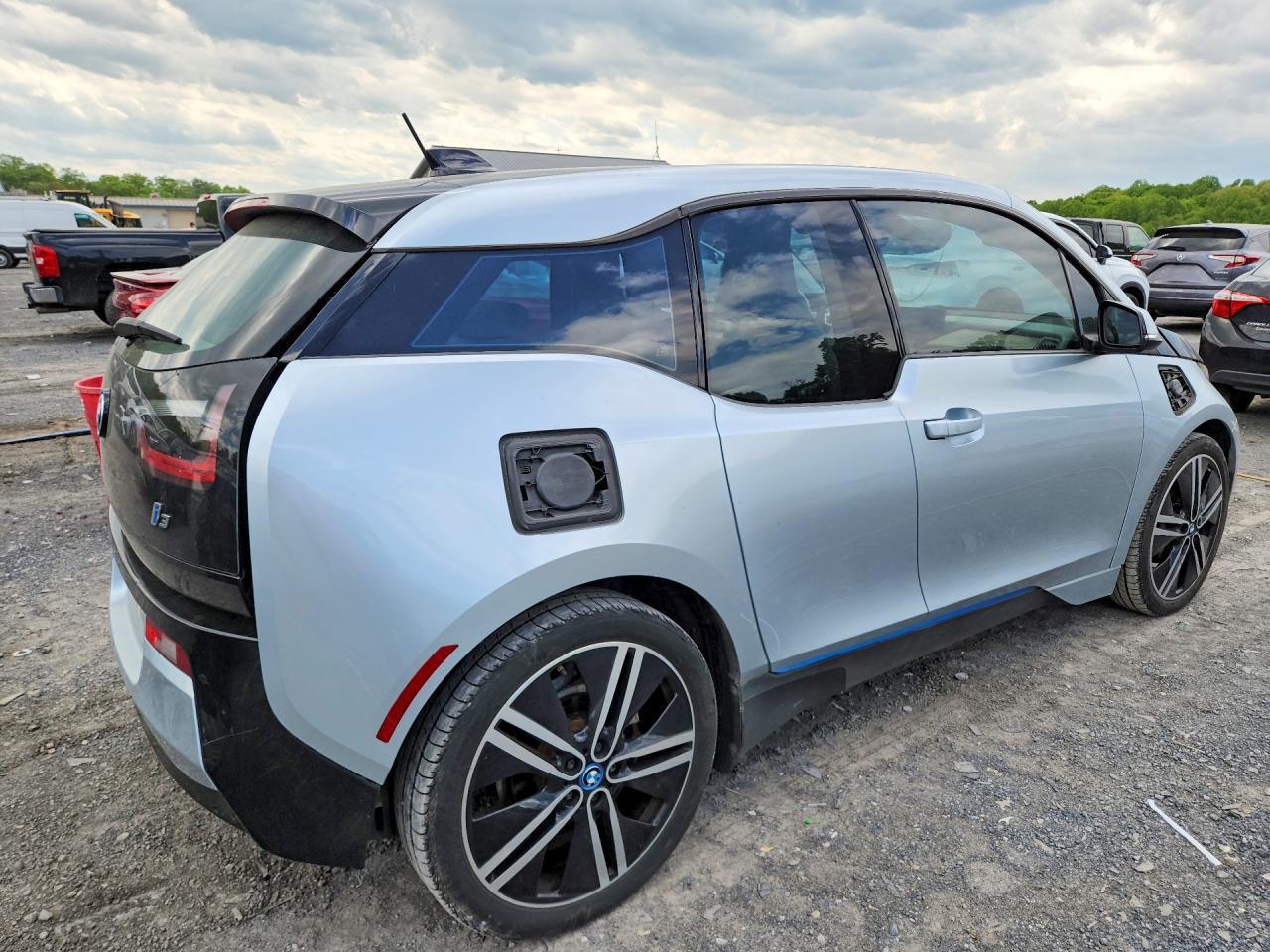 2014 BMW I3 Rex - Image 3