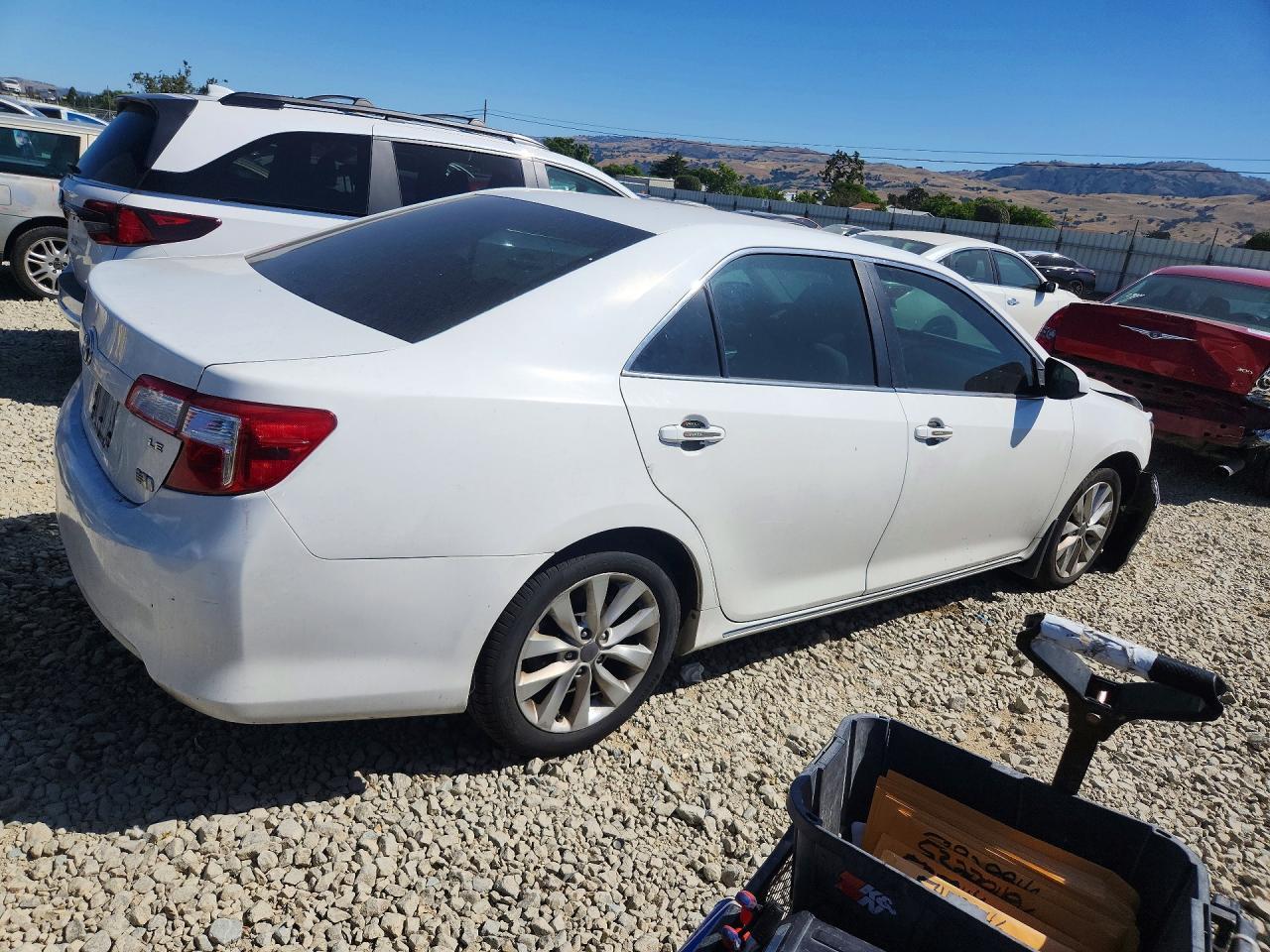 2014 Toyota Camry Hybrid Le - Фото 3