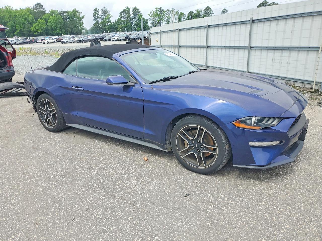 2019 Ford Mustang - Image 4