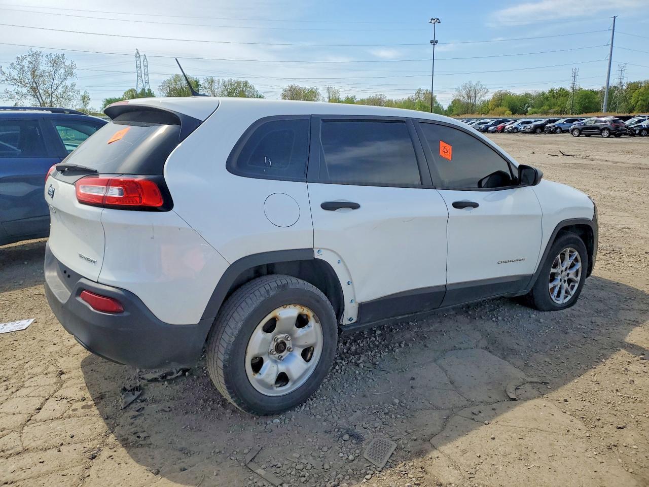 2015 Jeep Cherokee Sport - Image 3
