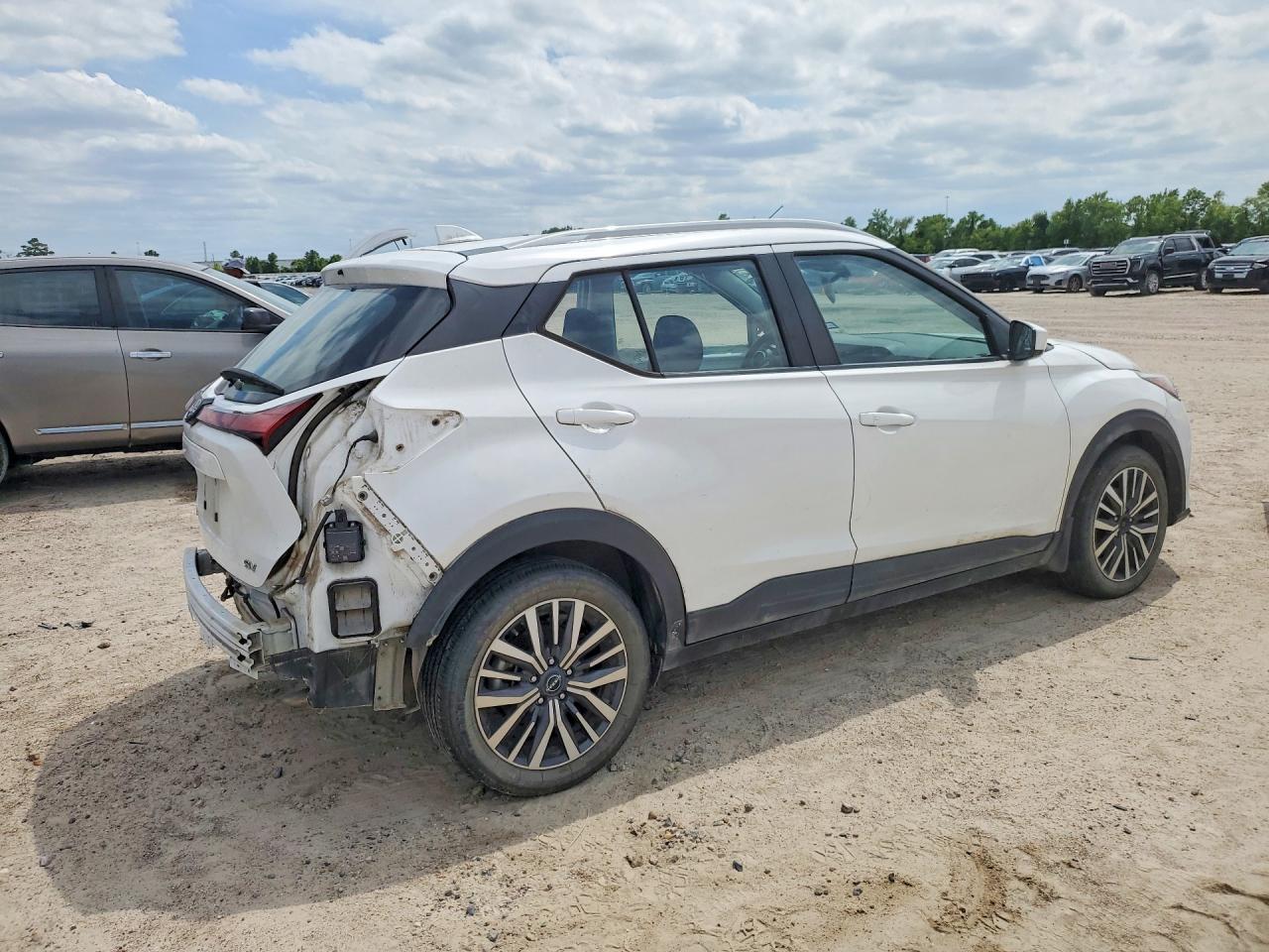 2022 Nissan Kicks Sv - Фото 3