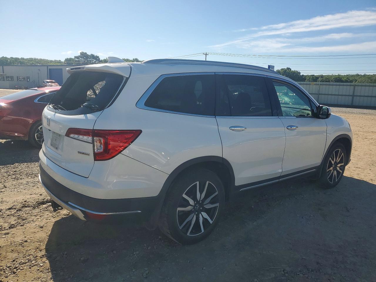2022 Honda Pilot Touring - Фото 3