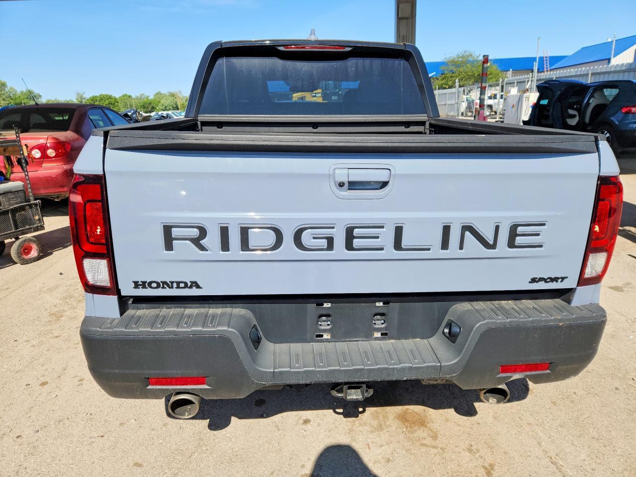 2024 Honda Ridgeline Sport - Image 6