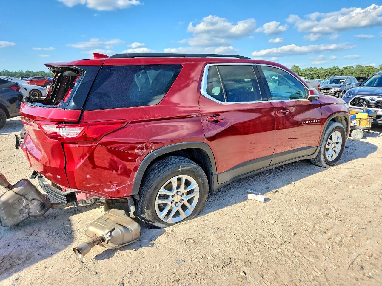 2021 Chevrolet Traverse Lt - Фото 3