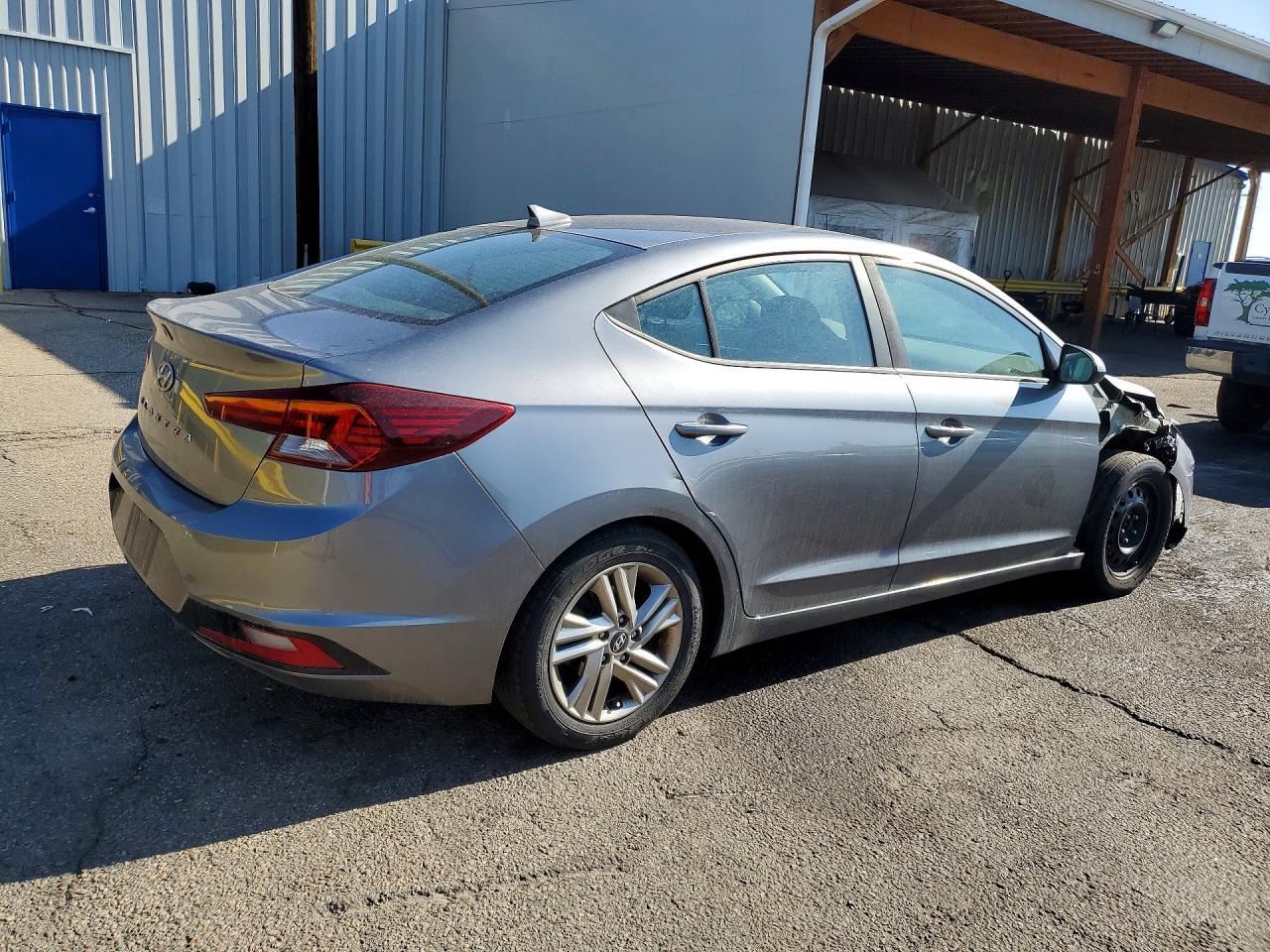 2019 Hyundai Elantra Sel - Фото 3