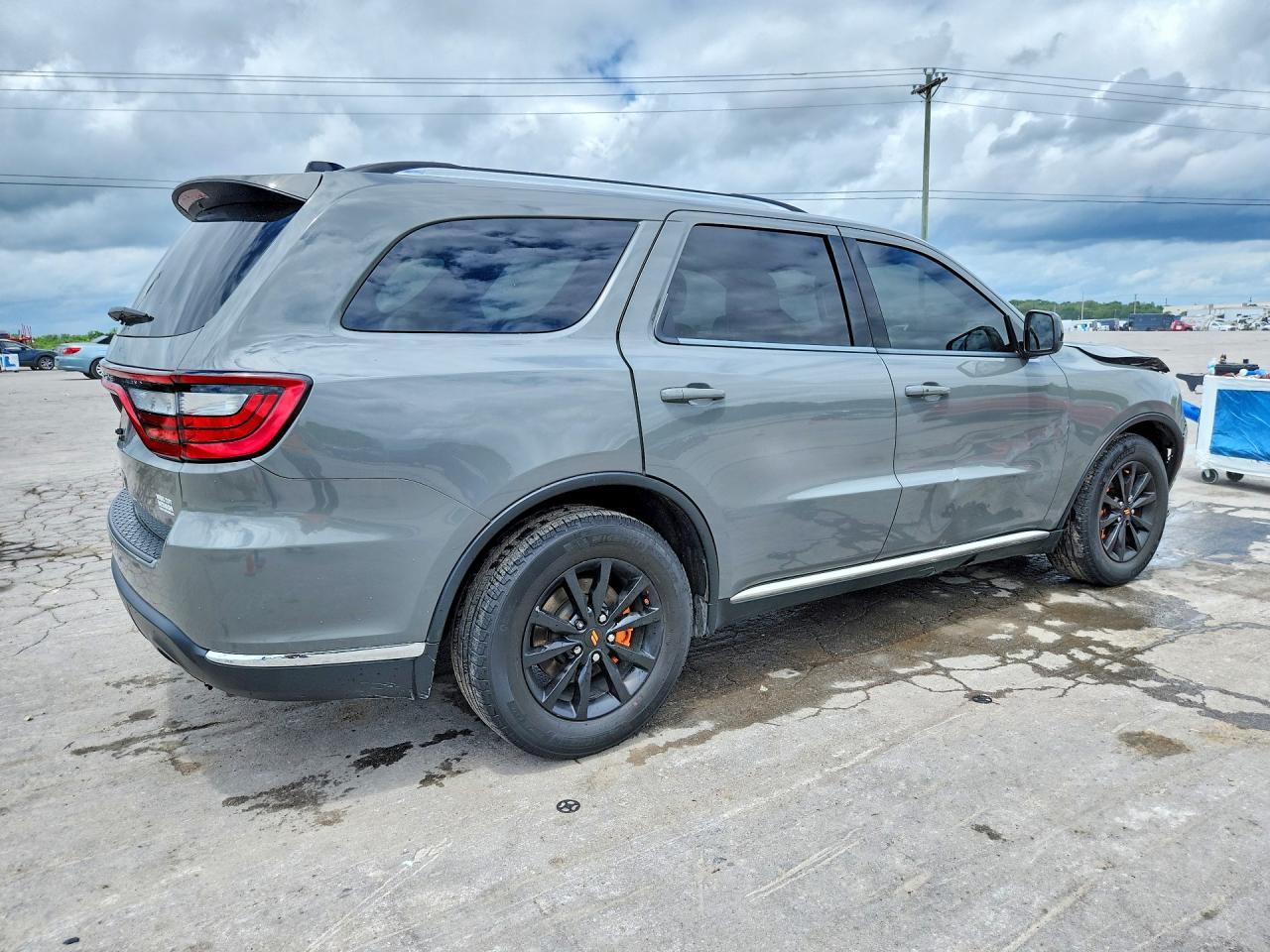2023 Dodge Durango Sxt - Image 3
