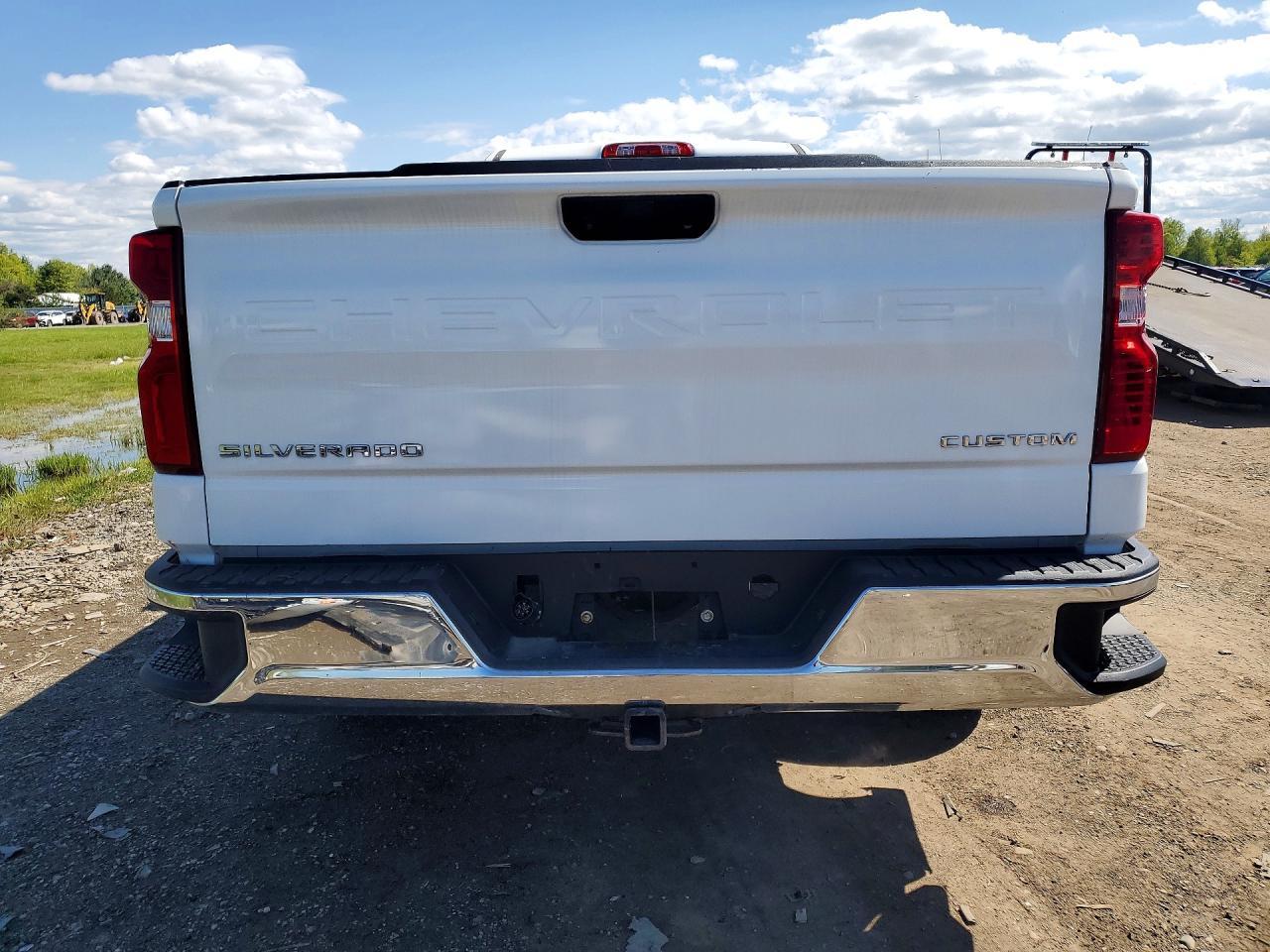 2020 Chevrolet Silverado C1500 - Фото 6