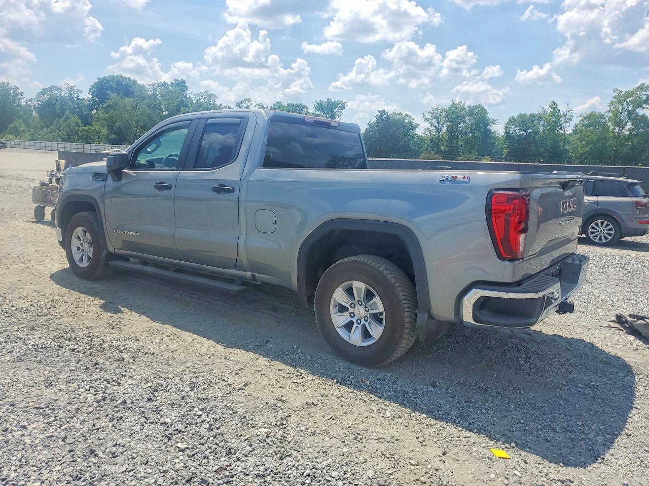 2025 GMC Sierra K1500 - Фото 2