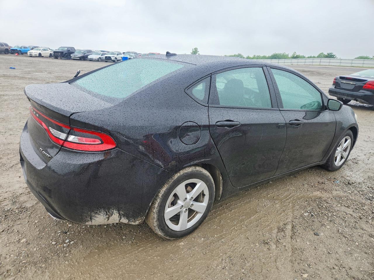 2015 Dodge Dart Sxt - Image 3